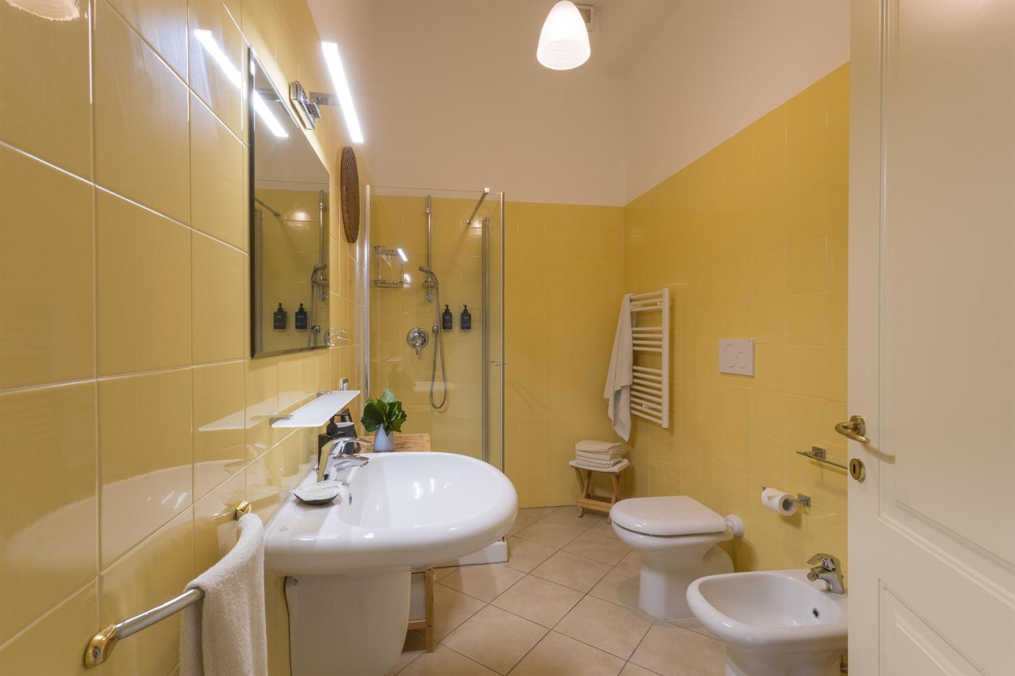 Near The Port-Elegante Appartamento Con Vista Sui Canali ลีวอร์โน ภายนอก รูปภาพ
